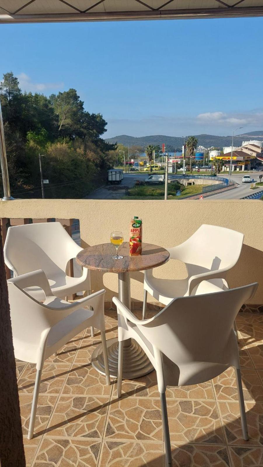 Apartments Ivo Bozinovic Tivat Eksteriør bilde