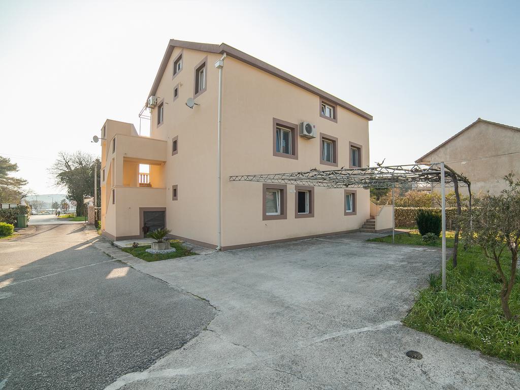 Apartments Ivo Bozinovic Tivat Eksteriør bilde